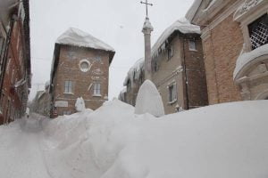 Urbino sepolta dalla neve l'11 febbraio 2012