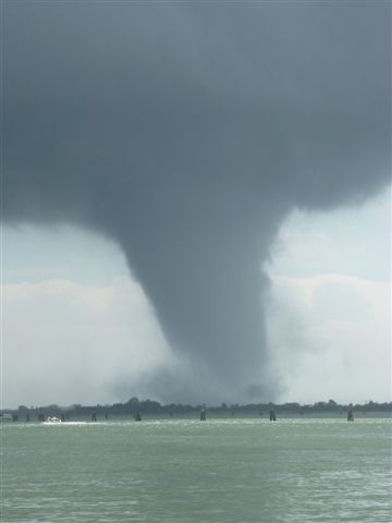 Enorme vortice osservato sulla laguna di Venezia lo scorso Giugno 2012