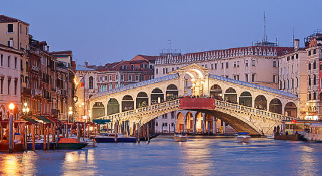 venezia-ponte-di-rialto-2.jpg (640×350)
