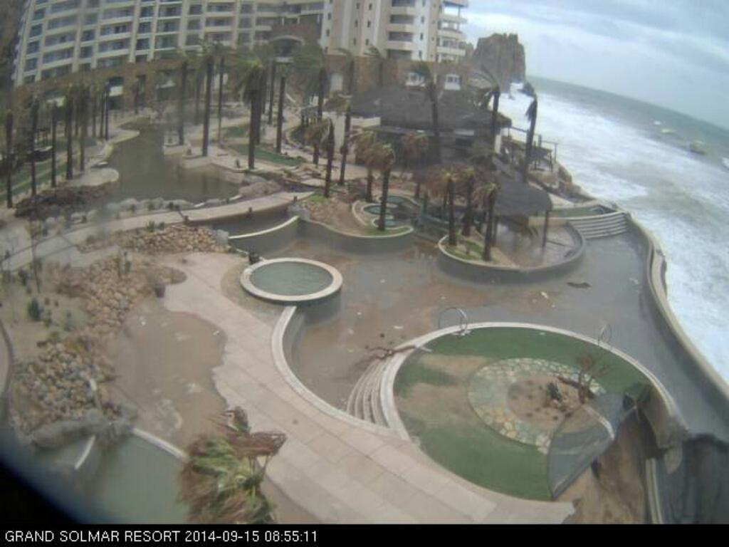 uragano Odile sferza la Baja California: danni gravissimi, Los Cabos ...
