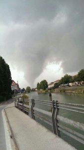 tornado-venezia-22-169x300.jpg