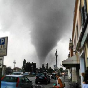 tornado venezia 8 luglio 2015 (6)