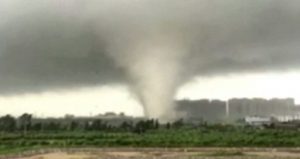 Cina: tornado sulla città di Foshan, nel sud del paese - VIDEO