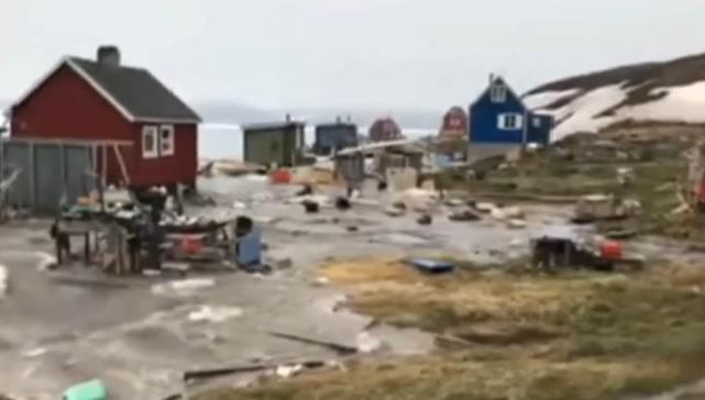 Resultado de imagem para tsunami na groenlândia