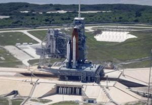 shuttle-endeavour-spazio