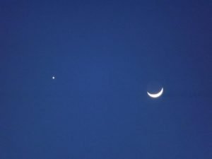 Luna a barchetta