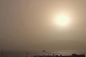 La nuvola di polvere sahariana che nel pomeriggio di ieri ha offuscato i cieli dello Stretto di Messina