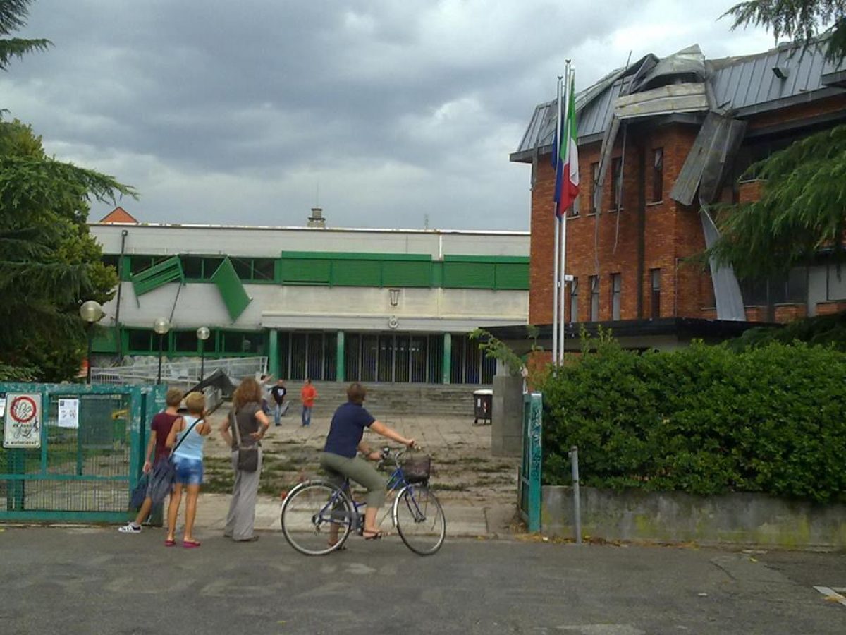 Maltempo: trombe d'aria in Lombardia, danni in Lomellina e a Settimo  Milanese (FOTO)
