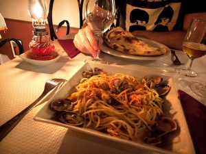 ITALIANI A CENA - Copia
