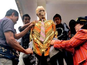TORAJA UOMO - Copia