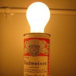 VINTAGE KITSCH BEER CAN LAMP - Copia