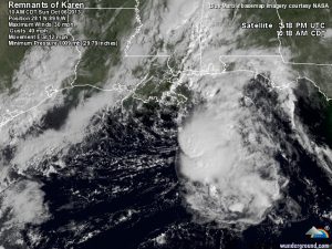 I resti della tropical storm "Karen" sul golfo del Messico, prima che venga assorbita dal fronte freddo in discesa dagli USA centrali