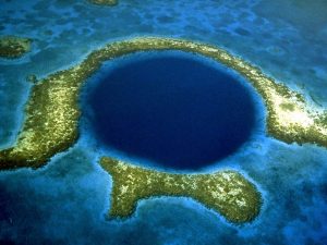 GREAT BLU HOLE - Copia