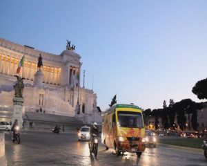 Arancia rossa_Piazza Venezia