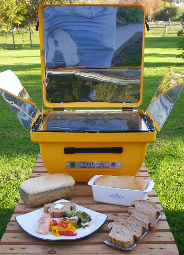 Sun Focus: il forno portatile ibrido che sfrutta la luce solare,  risparmiando il 75% di energia