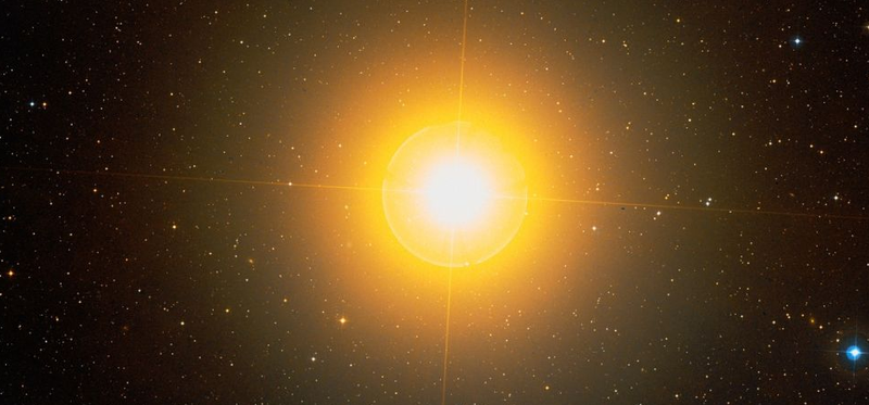 800px-Aldebaran1