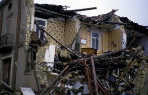 TERREMOTO ABRUZZO 2009 -Emergenza_Terremoto_Abruzzo_2009_-_12