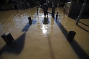 alluvione bosnia 02