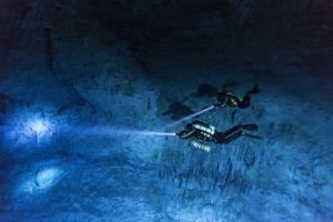 teschio_grotta_subacquea2