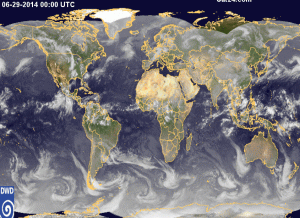 Si nota l'intensa attività convettiva davanti le coste pacifiche dell'America centrale