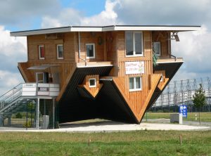upside_down_house_Germany-1
