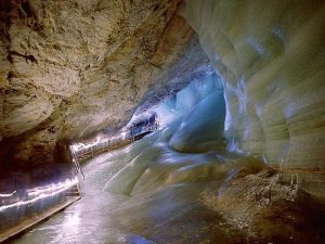 GROTTA E