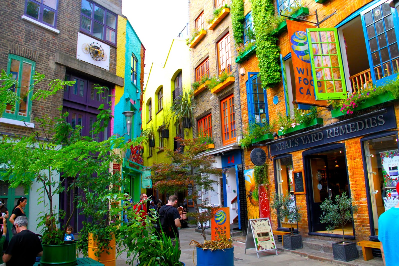 Neal s Yard Covent Garden Il Coloratissimo Vicolo Alternativo Nel Neal s Yard Covent Garden Il Coloratissimo Vicolo Alternativo Nel