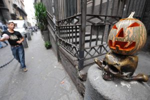 HALLOWEEN STRADA