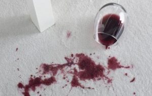 MACCHIE VINO