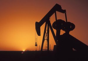 picco_petrolio_picco_hubbert_petrolio_2-610x425