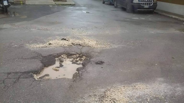 Maltempo In Sicilia Avola Devastata Da Vento E Pioggia Blackout 