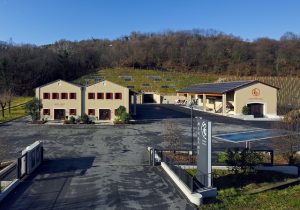 _Z5B5426-Le Manzane panoramica cantina