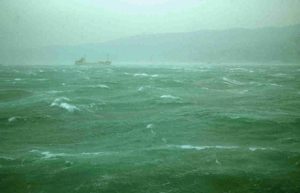 L'effetto delle potenti raffiche di bora all'interno del Golfo di Trieste