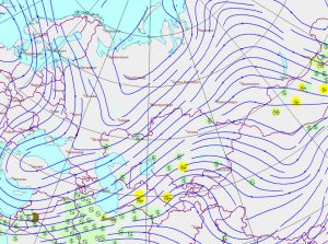 Ecco la saccatura responsabile dell'intensa ondata di calore che dai deserti del Medio Oriente, attraverso le steppe dell'Asia centrale, si è spostata fino alla Siberia meridionale