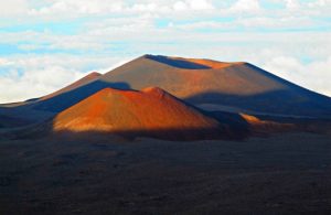 Mauna-Kea-volcano-summit