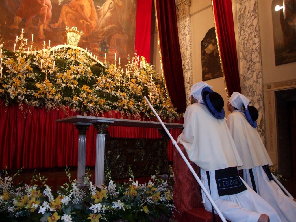 Pasqua, i Sepolcri del Giovedì Santo: storia, significato e le pratiche