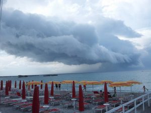 shelf cloud lecce