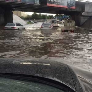 Gli allagamenti causati dai forti temporali di ieri