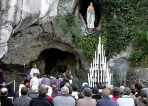 lourdes2