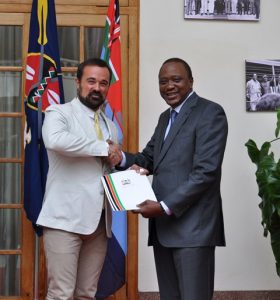 Evgeny Lebedev, patron di Space for Giants con il Presidente Kenyatta