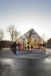 MIRROR HOUSE 1