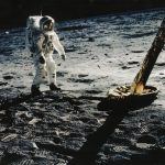Il 20 luglio 1969 lo Sbarco sulla Luna, il “piccolo grande passo” che cambiò la storia [GALLERY]