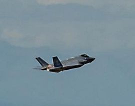 F-35/Vola primo F-35 italiano, è anche primo volo fuori Usa