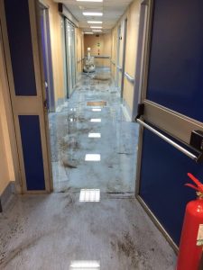 MALTEMPO, CHIUSO PRONTO SOCCORSO FRATTAMAGGIORE: PAZIENTI TRASFERITI-FOTO1