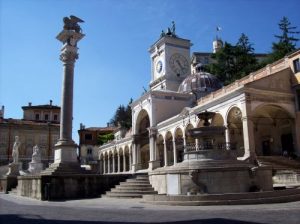 Udine-piazza_Libertà_fontana_del_Carrara