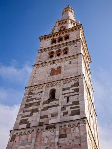 torre_ghirlandina