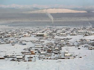 Il celebre villaggio siberiano di Ojmjakon durante la stagione invernale