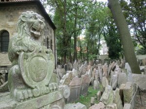 Vecchio_cimitero_ebraico_di_Praga