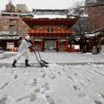 Giappone sotto la neve, caos a Tokyo [FOTO]