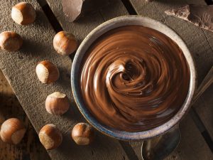 Crema-alle-nocciole-